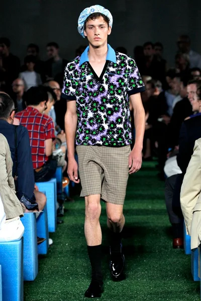 Look 23